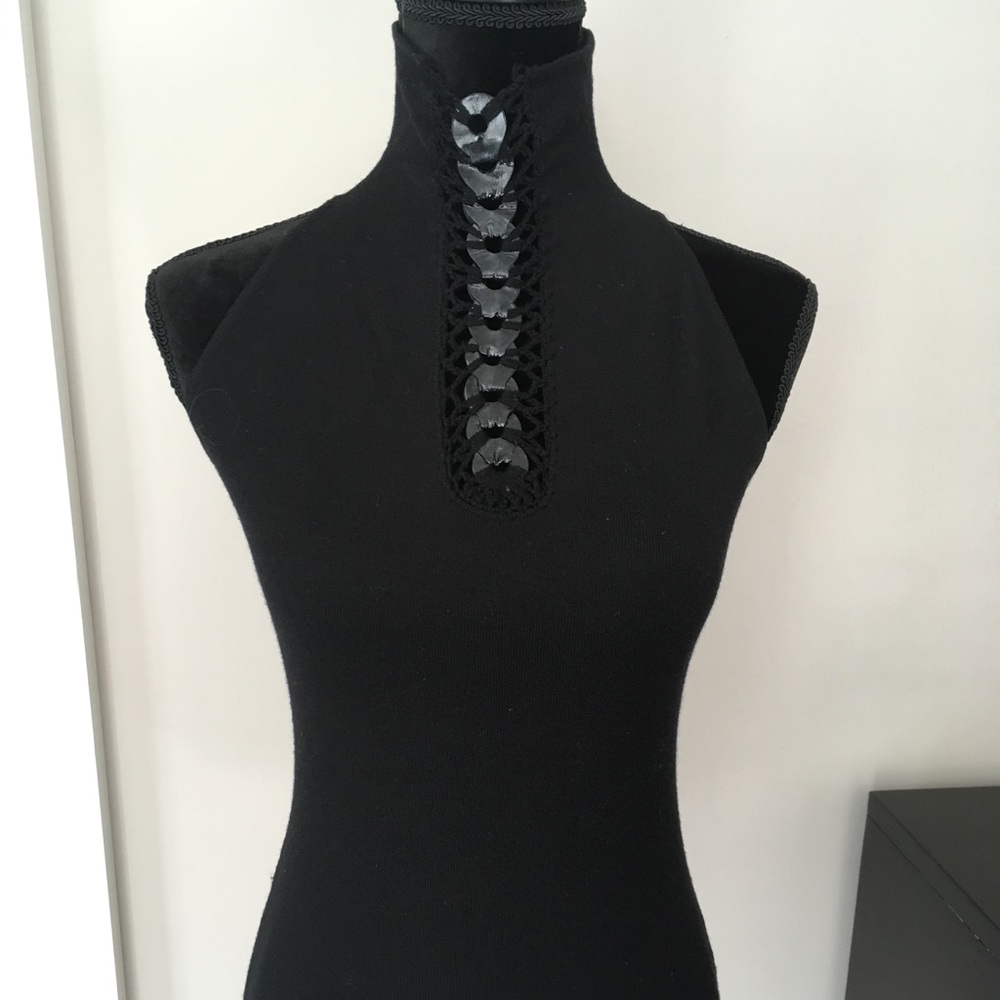 Nude black turtleneck with croquet detail